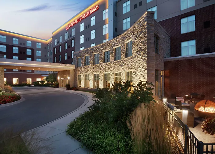 Hotel Hampton & Chicago O'hare 3*
